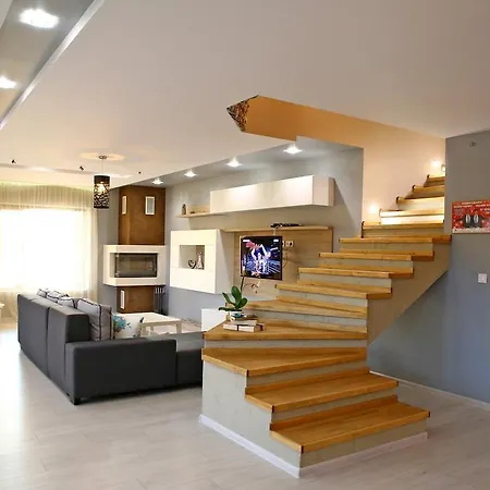 Villa Heaven Hills Tsurkva