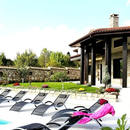 Villa Heaven Hills