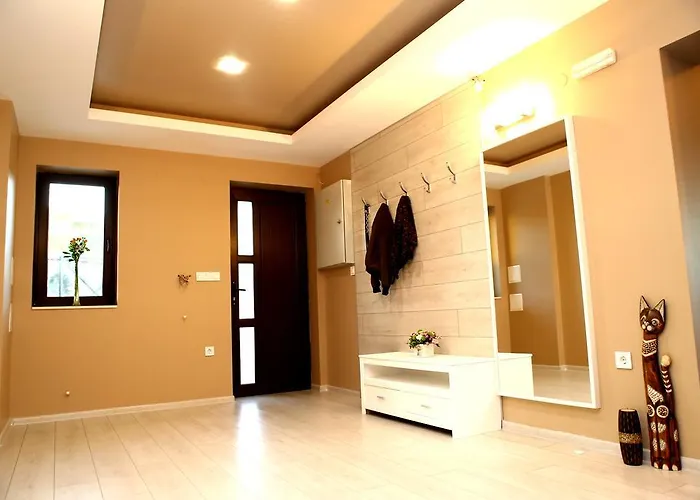 Villa Heaven Hills *